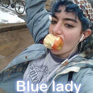 Meet your Posher, Zoë